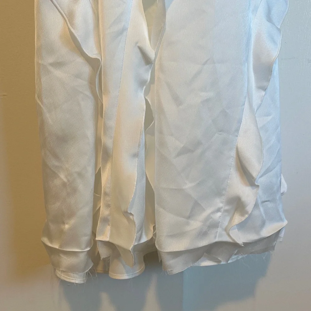 NWT Show Me Your MuMu Ivory Ruffle Wedding Gown - Picture 9 of 10